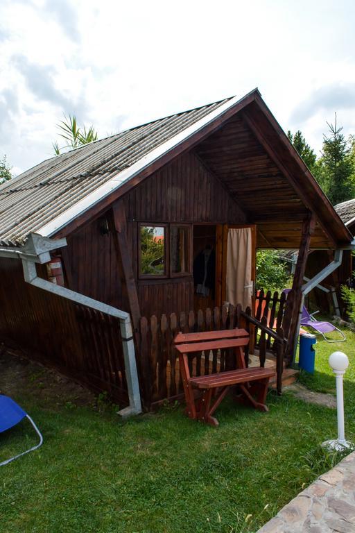 Camping Robinson Country Club Oradea Exteriör bild