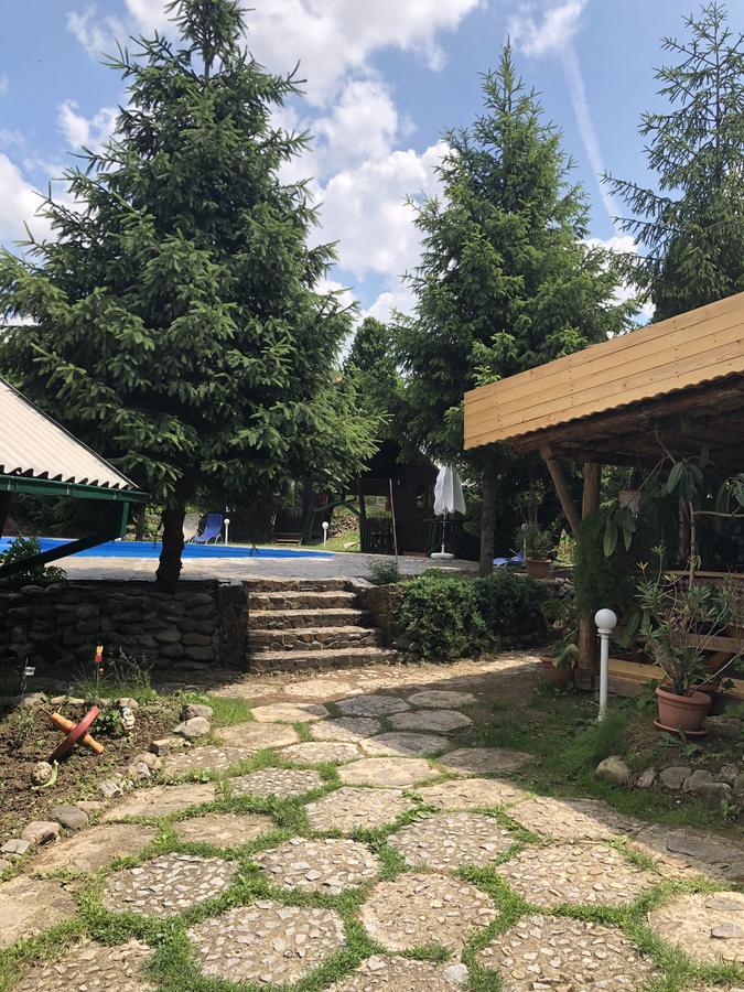 Camping Robinson Country Club Oradea Exteriör bild